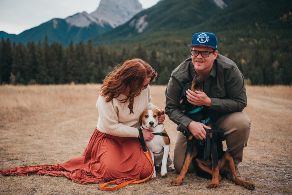 should we bring dogs to our engagement session