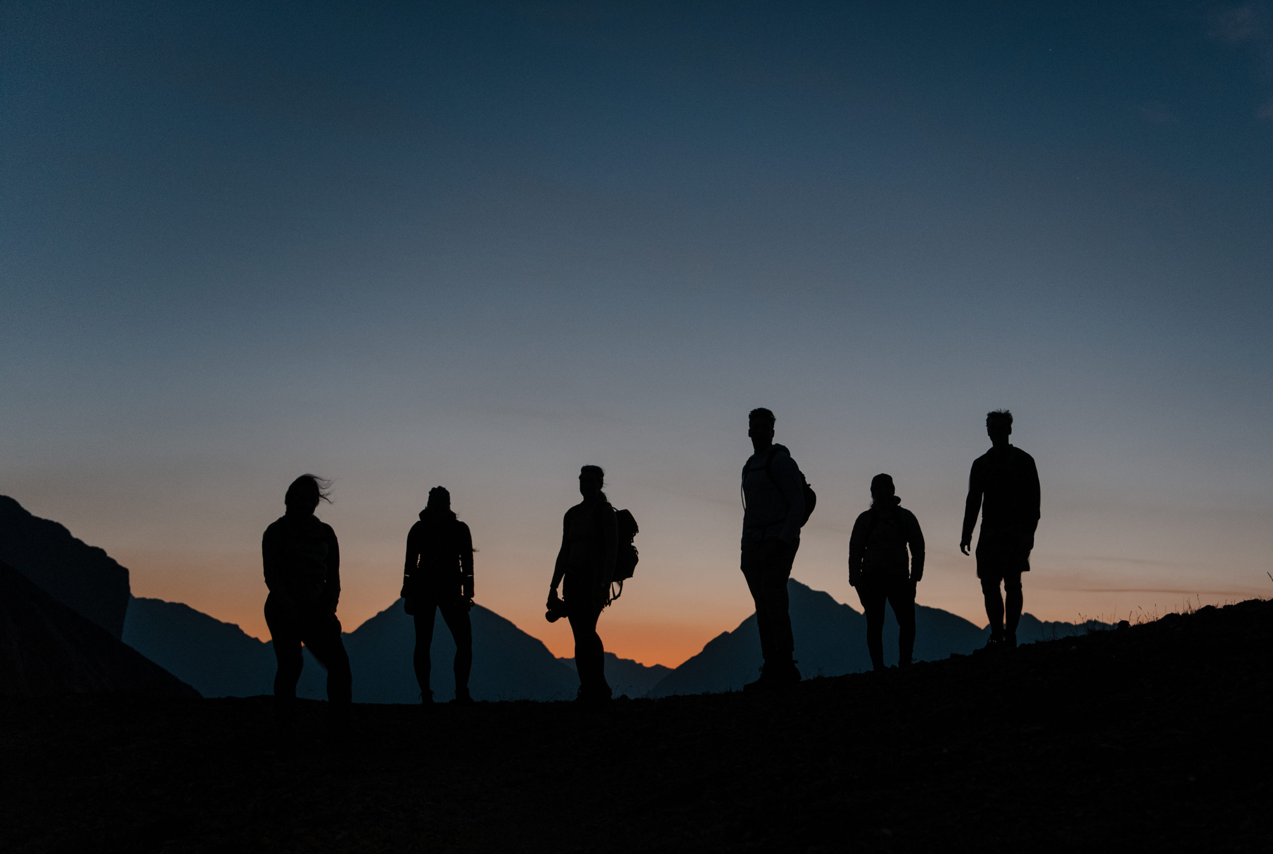 Kananaskis Sunrise Hiking Session | Alberta Elopement Photographer ...