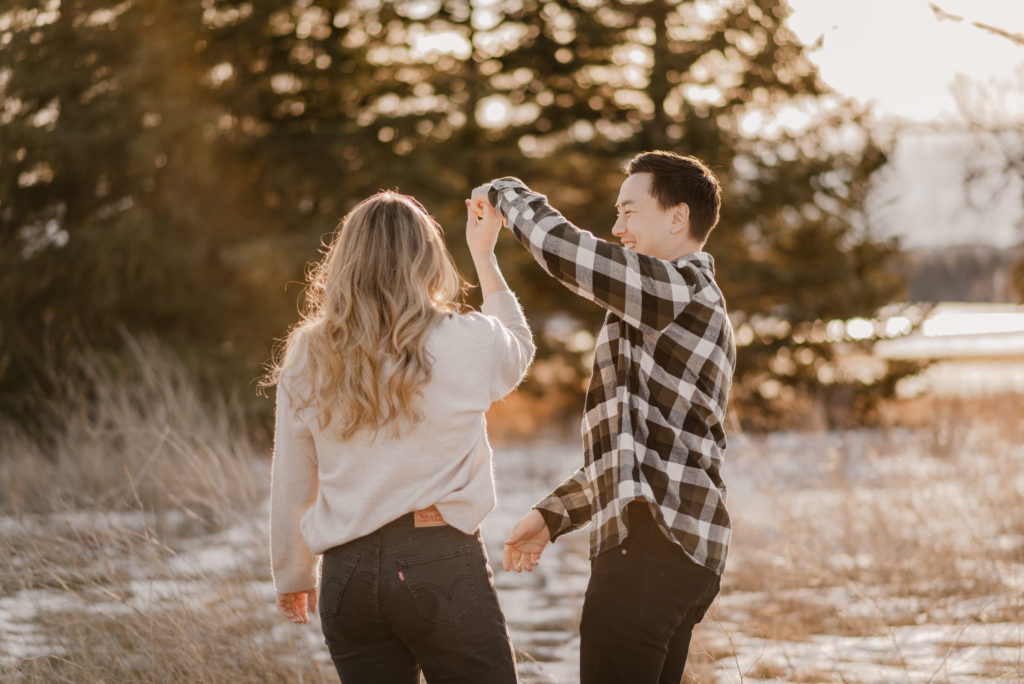 outdoor winter engagement session in Calgary