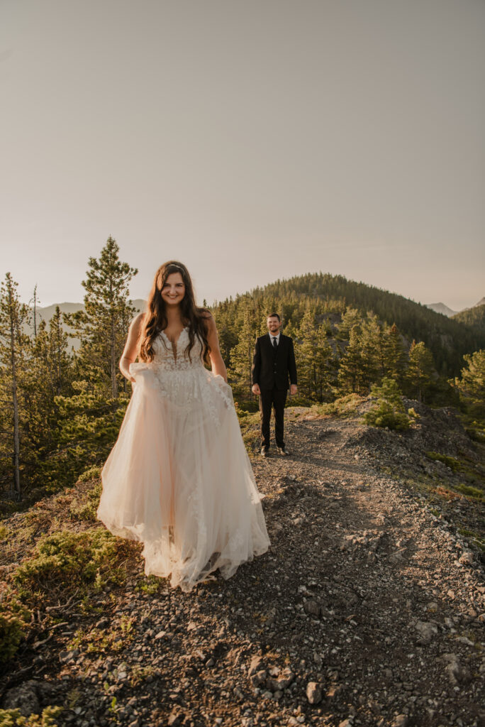 hiking elopement in the canmore