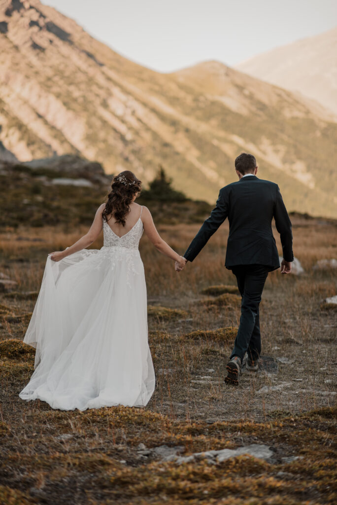 helicopter adventure elopement with rockies heli