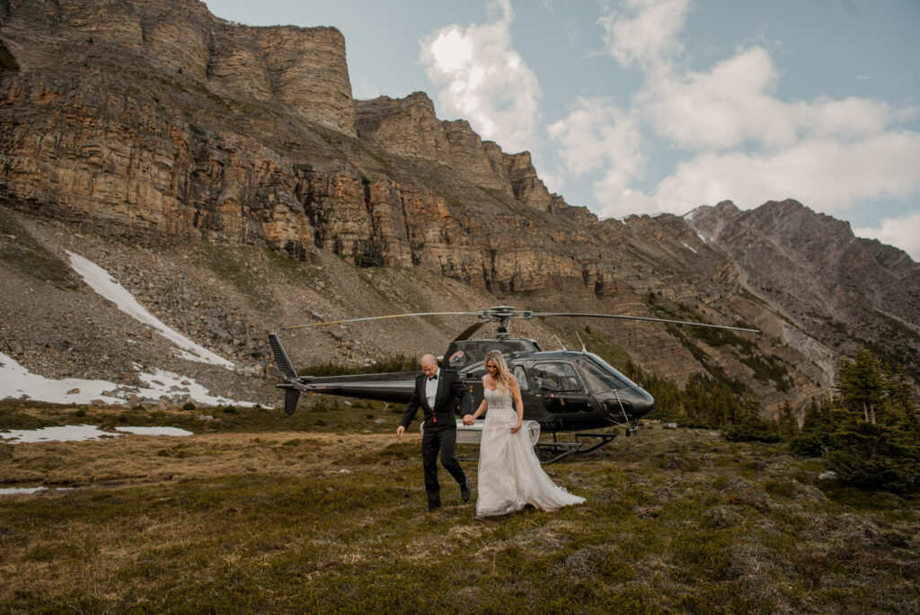 mountain top helicopter elopement in alberta