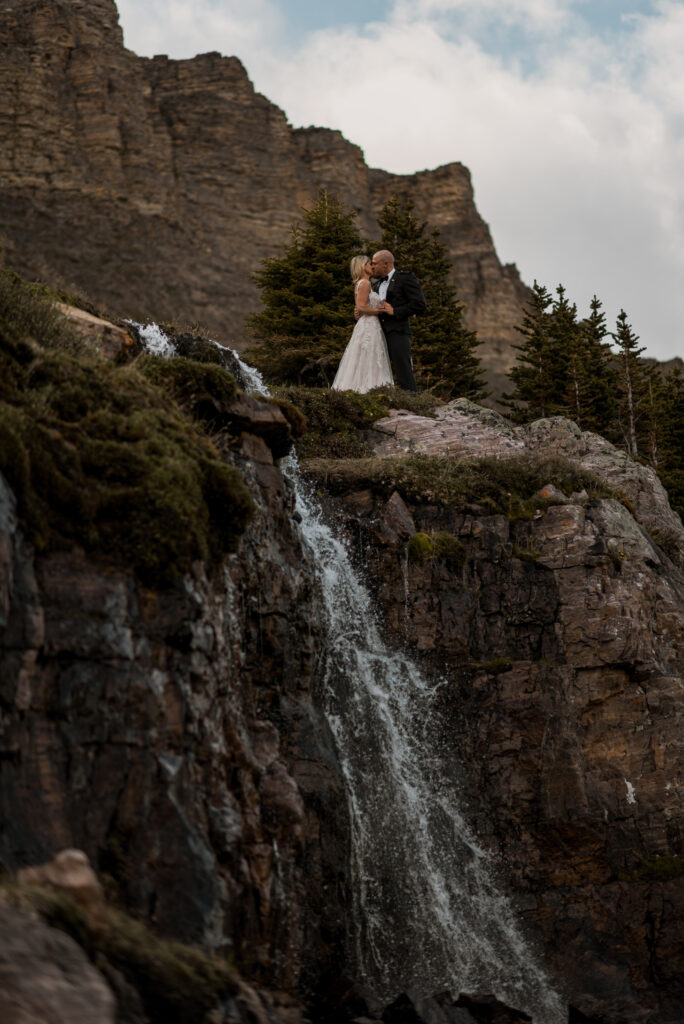 mountain top helicopter elopement in alberta