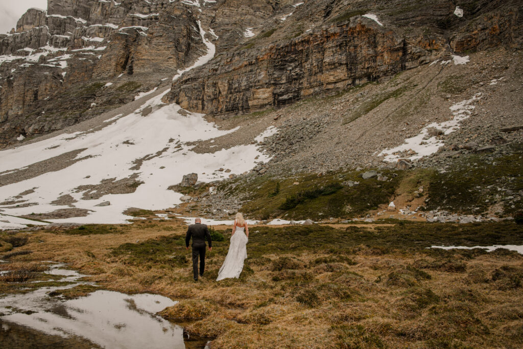 helicopter elopement in the canadian rockies