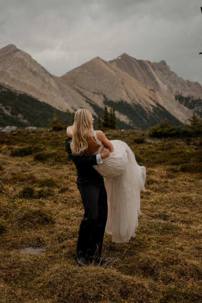 early summer helicopter elopement