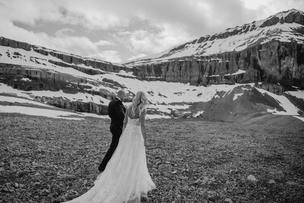 helicopter vow renewal alberta elopement photographer