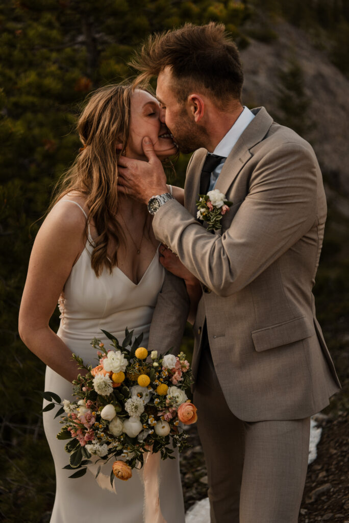 sunrise hiking elopement in kananaskis