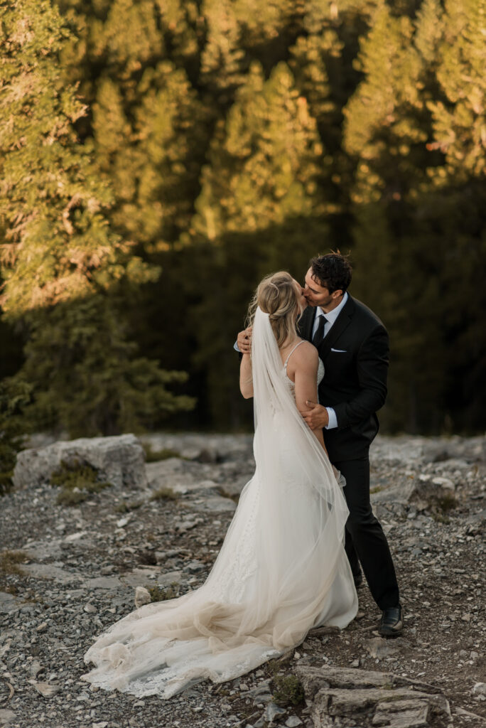 sunrise hiking elopement photographer kananaskis alberta