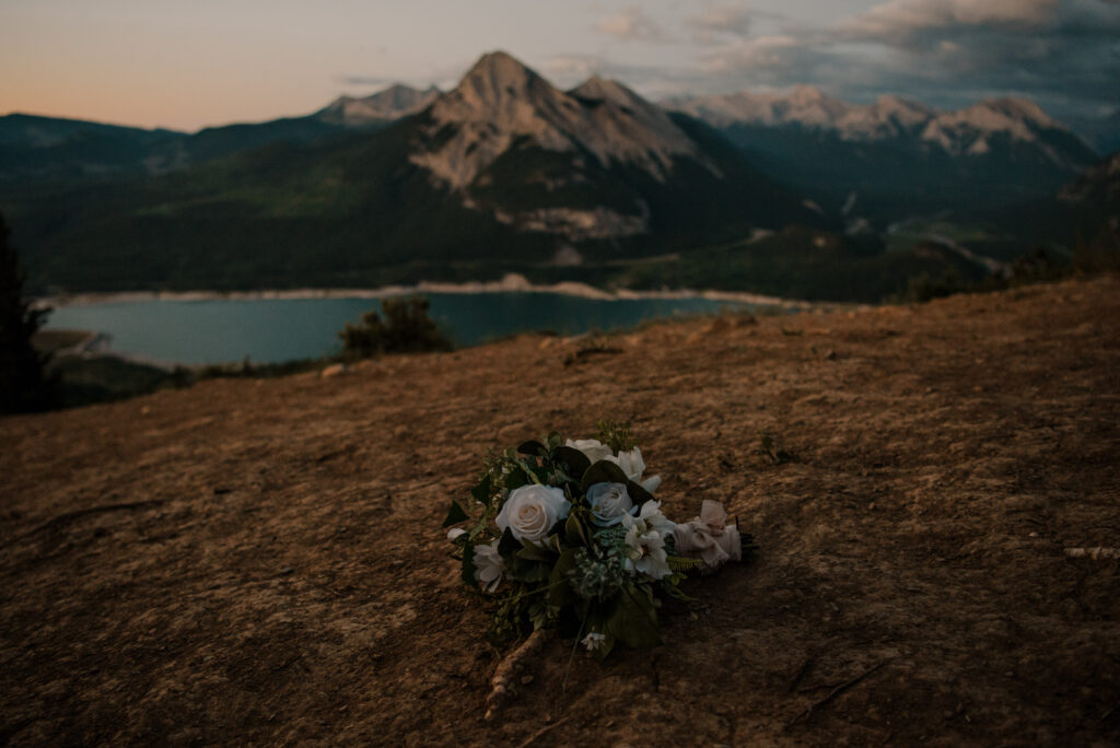 sunrise hiking elopement in kananaskis