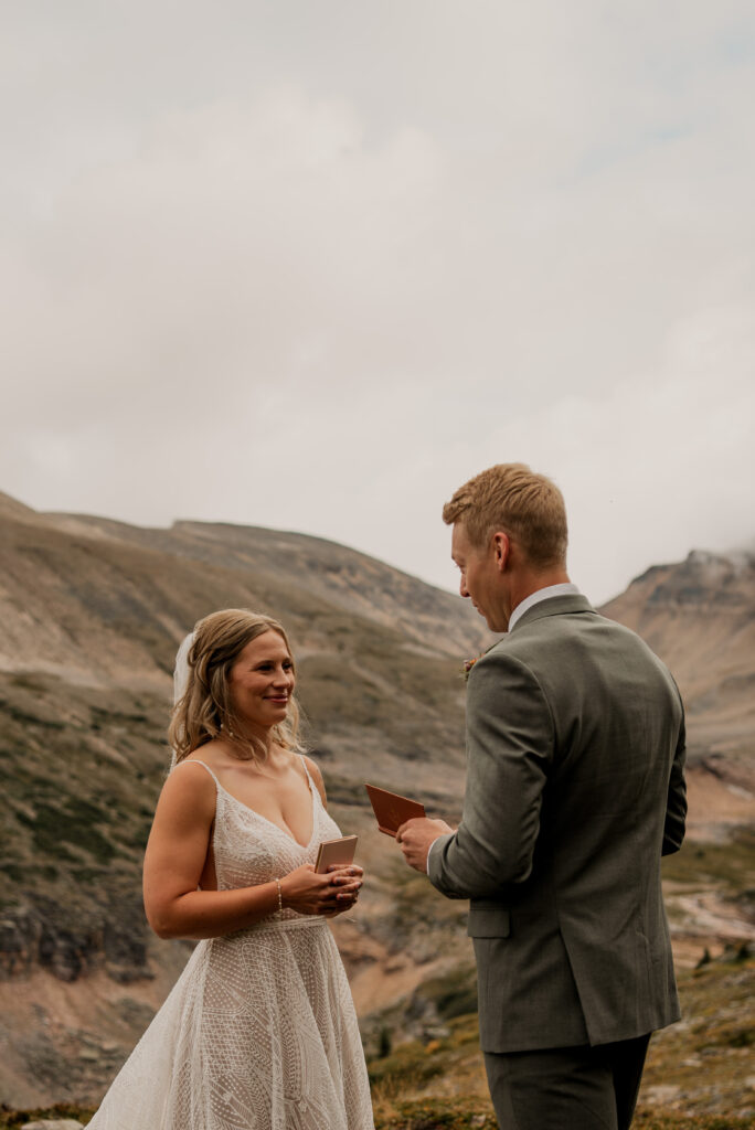 helicopter elopement ceremony at lake of the falls