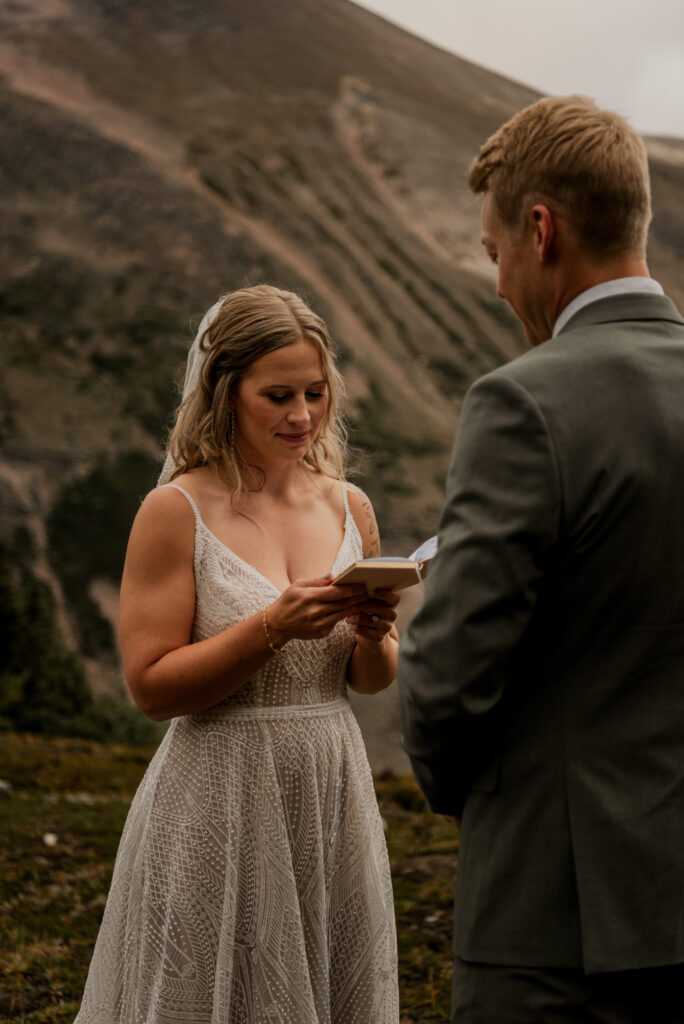 helicopter elopement ceremony at lake of the falls