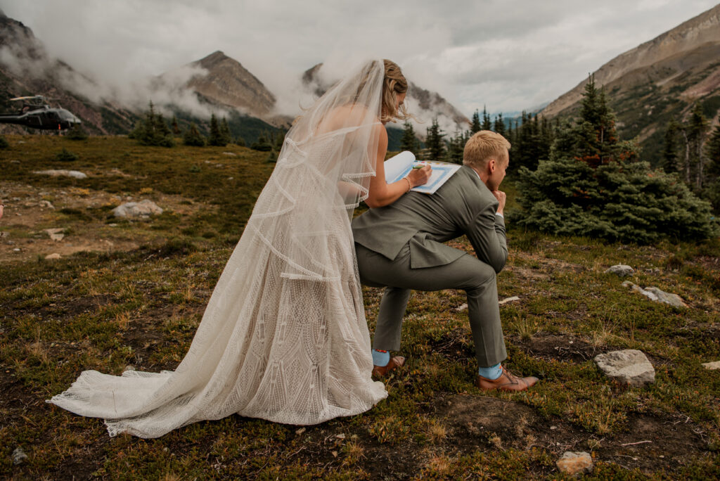 helicopter elopement ceremony at lake of the falls