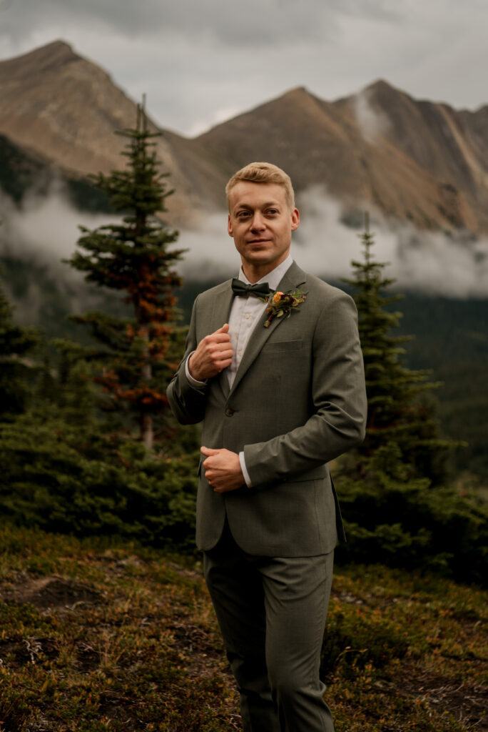 sunset helicopter elopement with rockies heli in alberta