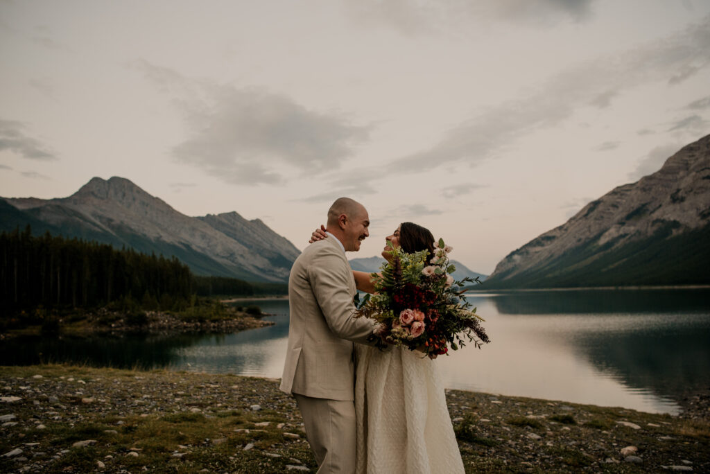 sunrise lakeside elopement in Alberta