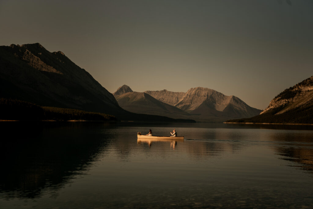 canoeing elopement in Alberta