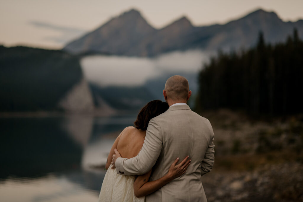 sunrise lakeside elopement in Alberta