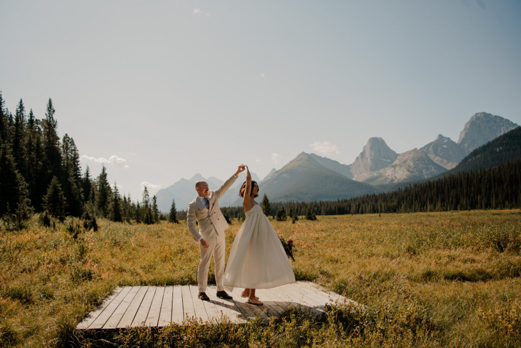 mount engadine lodge elopement