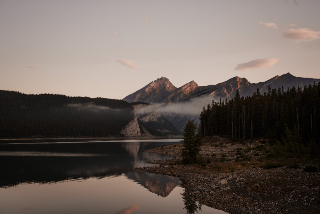 lakeside elopement ceremony canadian rockies
