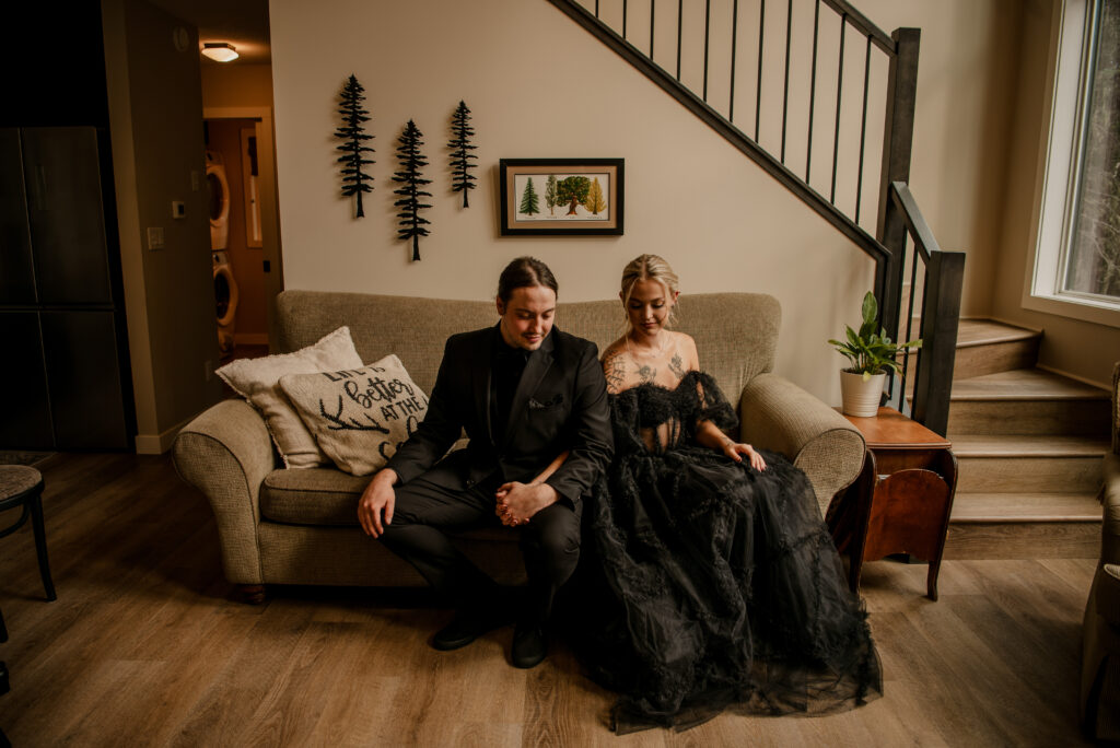 Couple at the Nordegg Treehouse for their helicopter elopement in Alberta